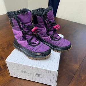 Disney X Sorel Children's Whitney Short Fozen 2 Book Anna Edition Size 10